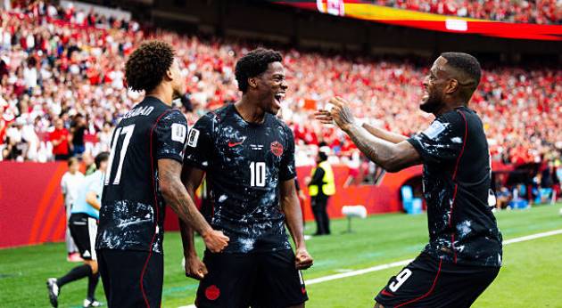 Ảnh bài viết David lập hat-trick, Canada đè bẹp 9 người Qatar với tỷ số 6-0