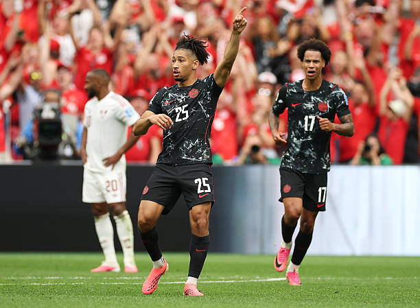 Saliba đã có một trận đấu ấn tượng trước Qatar.