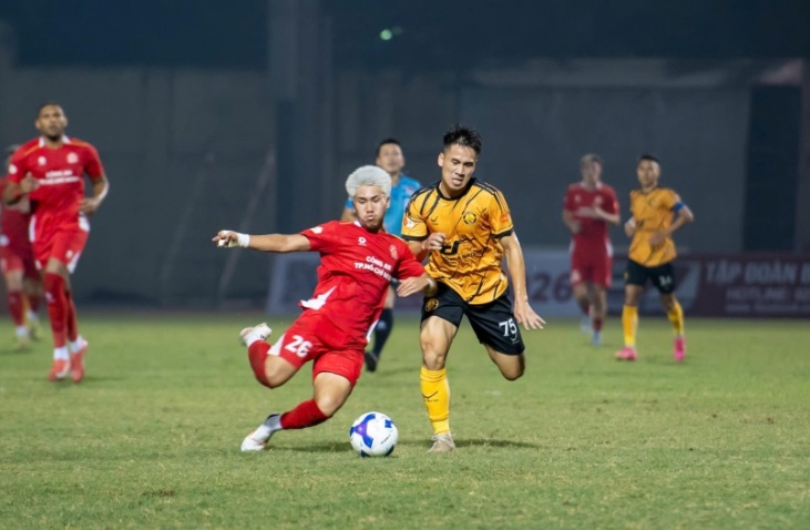 Đăng Khoa được HLV Kim trao cơ hội lên tuyển.