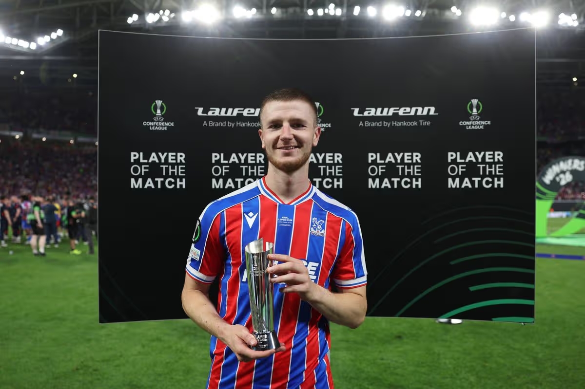 Adam Wharton là một trong những cái tên chất lượng mà Chelsea có thể chiêu mộ hè năm nay.