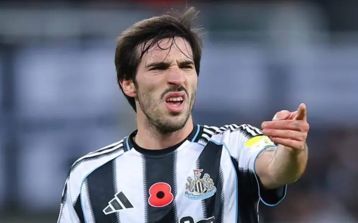 Ảnh bài viết Tin đồn chuyển nhượng tối 21/6: Spurs bị Newcastle từ chối vụ Tonali; PSG chuẩn bị gửi đề nghị hỏi mua Diomande