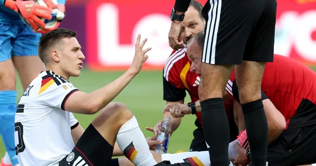 Schlotterbeck nói lời tạm biệt World Cup.