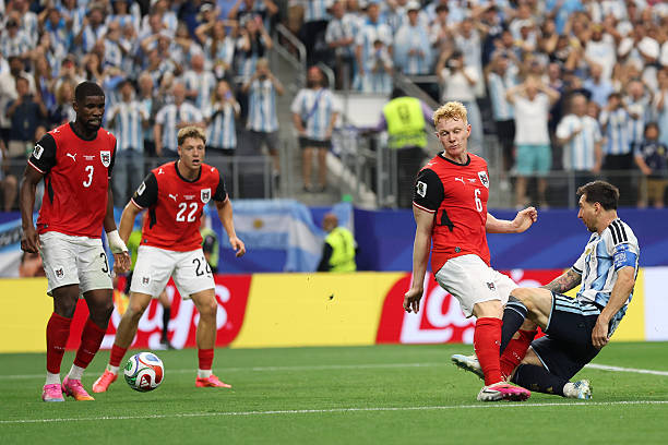 Ảnh bài viết Messi lập kỷ lục 18 bàn tại World Cup giúp Argentina hạ Áo