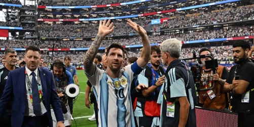 Messi vừa phá kỷ lục ghi bàn tại World Cup.