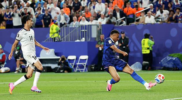 Ảnh bài viết Mbappe lập cú đúp, Pháp hạ Iraq để giành vé đi tiếp