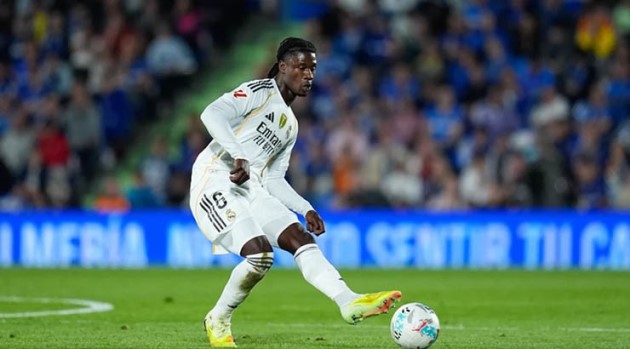 Ảnh bài viết MU và Chelsea nhận báo giá Camavinga từ Real Madrid