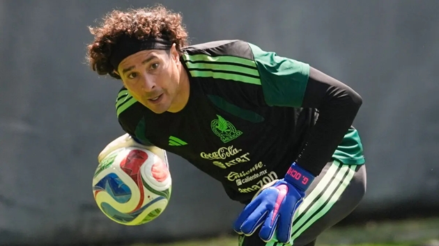 Ochoa là một trong những thủ thành bền bỉ nhất của lịch sử World Cup.