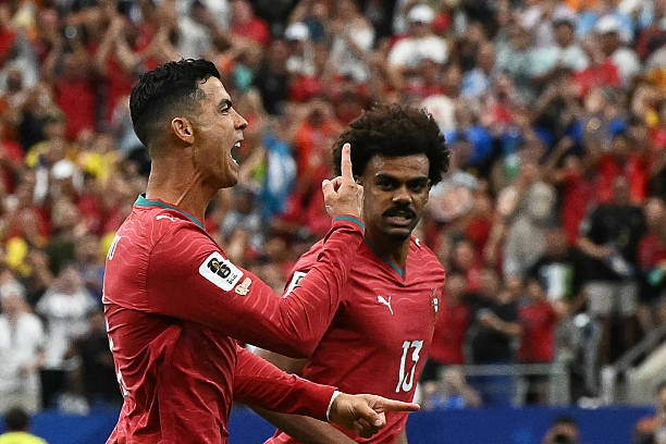 Ảnh bài viết Bồ Đào Nha 2-0 Uzbekistan: Đòn gió của Ronaldo