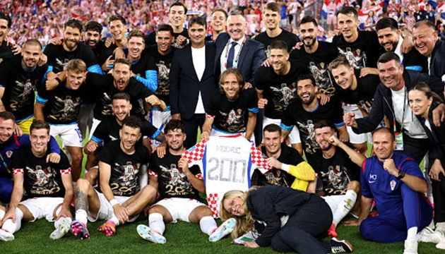 Ảnh bài viết Khoảnh khắc Modric đón trận thứ 200 ngày Croatia hạ Panama