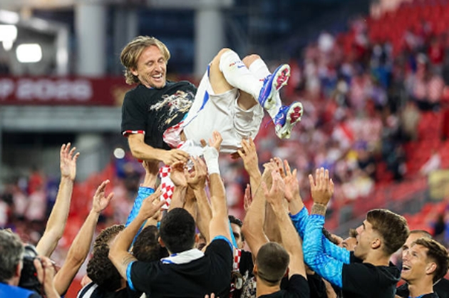Luka Modric chính thức cán mốc 200 lần khoác áo tuyển quốc gia Croatia trong trận thắng 1-0 trước Panama tại World Cup 2026.