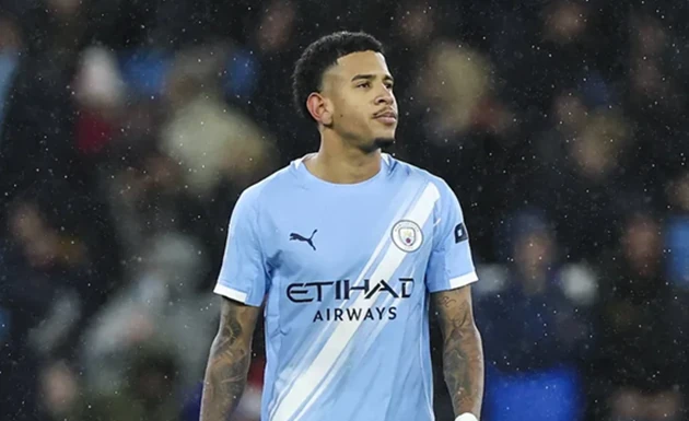 Arsenal bị Man City từ chối vụ Savinho.