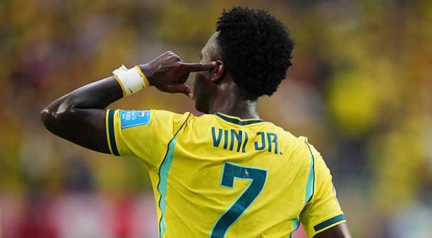 Vinicius Junior — 8.6: Ghi bàn thắng thứ ba tại giải đấu để giải tỏa áp lực sớm cho đội nhà. Dù bị VAR khước từ bàn thắng thứ hai, anh vẫn không 'giảm ga' và hoàn tất cú đúp trước giờ nghỉ. Sẽ tự trách bản thân một chút khi bỏ lỡ cơ hội lập hat-trick.

Chấm điểm cầu thủ 2 đội theo BongDa.com.vn.