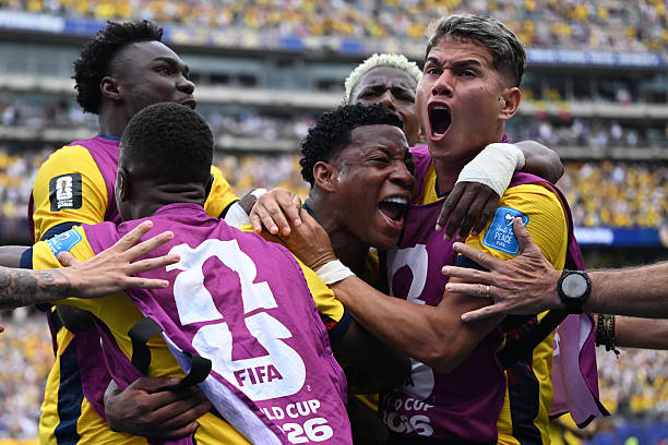 Ảnh bài viết Ecuador quật ngã Đức để rộng cửa vào vòng knock-out