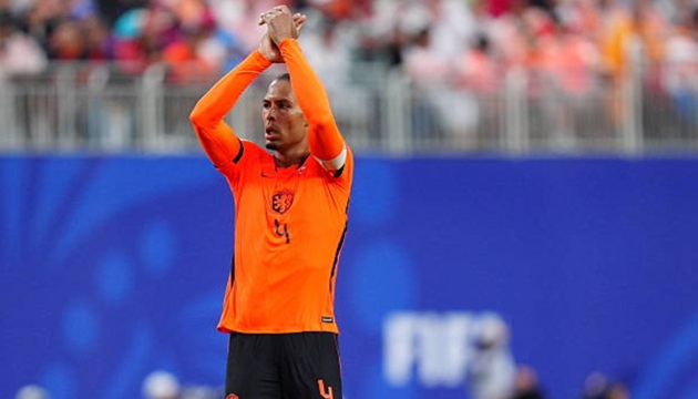 Đẳng cấp của Van Dijk mang đến sự yên tâm cho hàng thủ tuyển Hà Lan. (Ảnh: Getty Images)