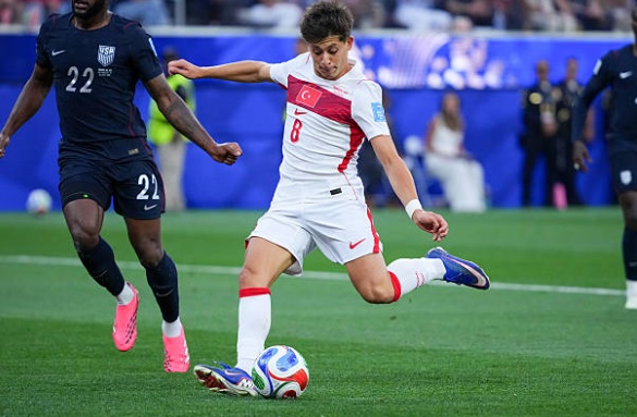 Ảnh bài viết "Vũ điệu cuối cùng" của Arda Guler tại World Cup 2026