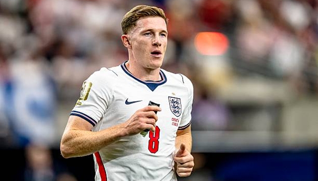 Elliot Anderson sắp cập bến Man City (Ảnh: Getty Images).