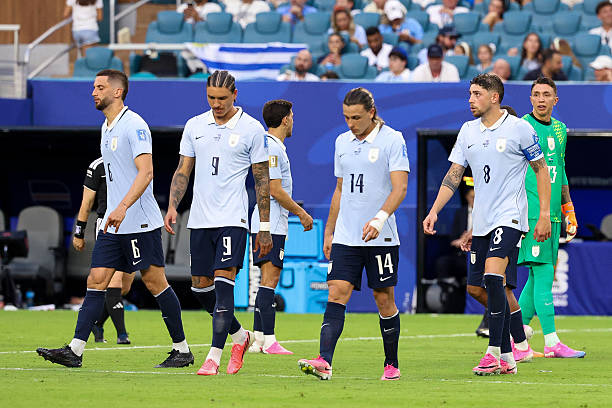 Ảnh bài viết Valverde và dàn sao Uruguay công khai nổi loạn chống Bielsa