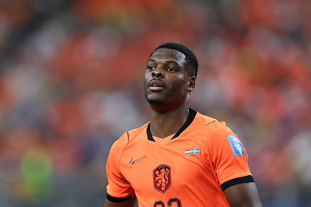 Real Madrid vẫn chưa thể công bố thương vụ Denzel Dumfries vì lý do tài chính. Ảnh: Getty Images.