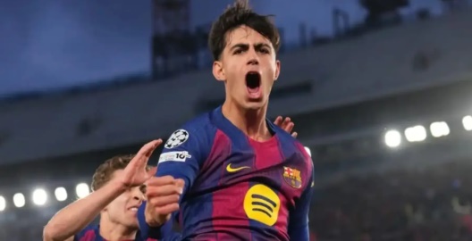 Ảnh bài viết Ngó lơ ông lớn Ngoại hạng Anh, Bernal quyết trụ lại Barca