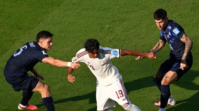 Ảnh bài viết Uruguay 0-0 Tây Ban Nha: Hai đội giằng co