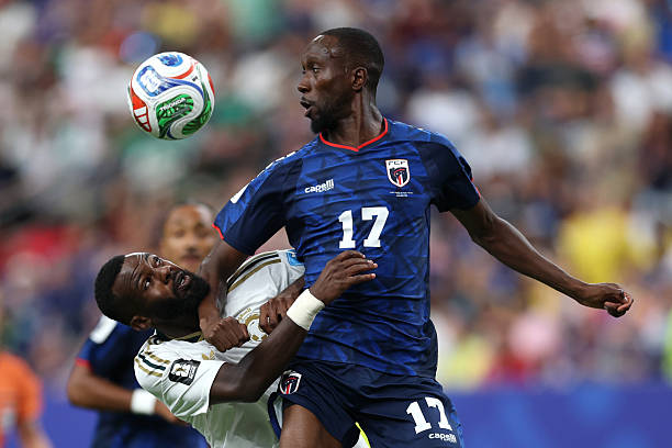 Việc Uruguay để thua Tây Ban Nha đã giúp Cape Verde chiếm ngôi nhì bảng. Ảnh: Getty Images.