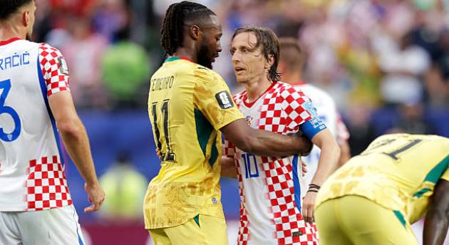 Modric nhận được sự tôn trọng tuyệt đối từ đối thủ.

Modric và các đồng đội xứng đáng giành vé đi tiếp.

CĐV Croatia hạnh phúc sau trận thắng của đội nhà.
