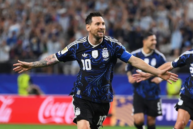 Ảnh bài viết Messi lập siêu phẩm, Argentina đánh bại Jordan tại World Cup