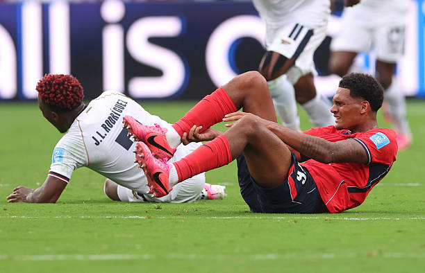 Chấn thương của Jarell Quansah làm trầm trọng vấn đề của tuyển Anh. Ảnh: Getty Images