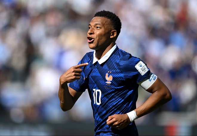 Mbappe tiếp tục chứng minh đẳng cấp ở World Cup. Ảnh: FIFA.