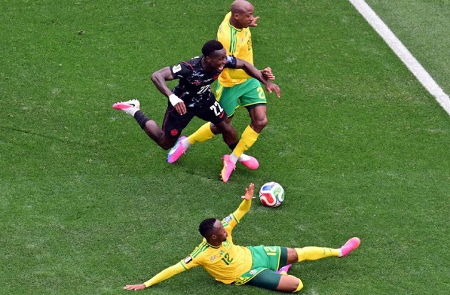 Canada có chiến thắng đầu tiên ở một vòng đấu loại trực tiếp World Cup. Ảnh: Getty.