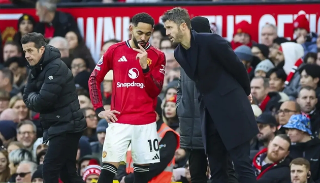 Giai đoạn đầu mùa 2026/27 gian nan của Michael Carrick. (Getty Images)