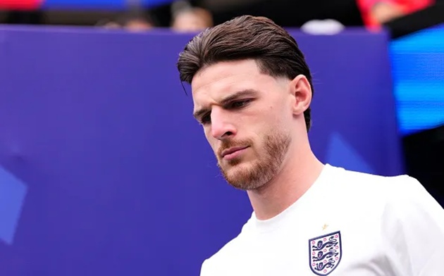 Ảnh bài viết Scott Parker tuyên bố Anh không thể vô địch nếu thiếu Declan Rice