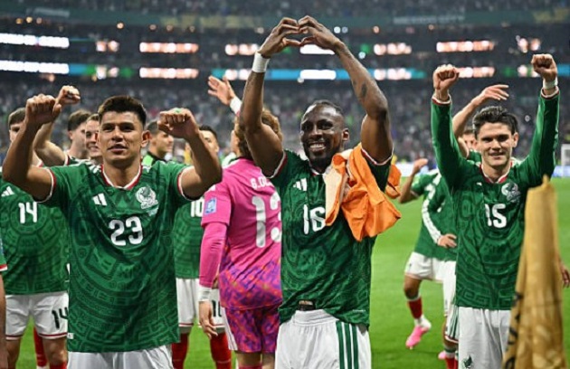 Mexico đi tiếp mà vẫn chưa thủng lưới ở giải lần này. Ảnh: Getty.