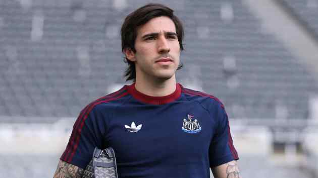 Tottenhan đang dẫn đầu cuộc đua chiêu mộ Sandro Tonali. Ảnh: Getty Images.