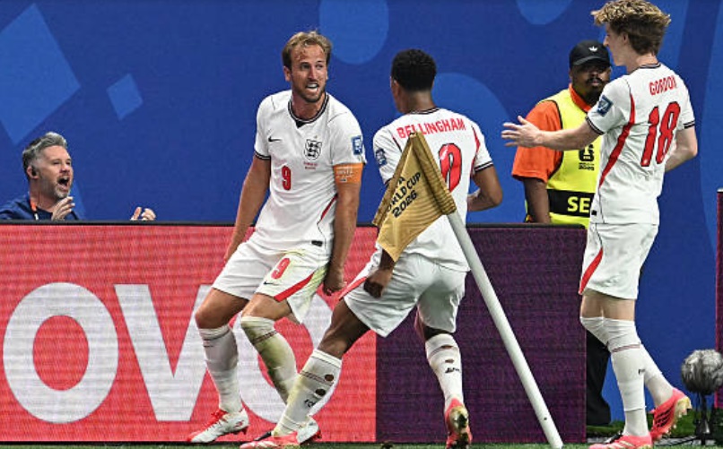 Gordon so sánh Kane với Messi sau khi chứng kiến màn trình diễn xuất sắc của người đội trưởng. Ảnh: Getty Images.