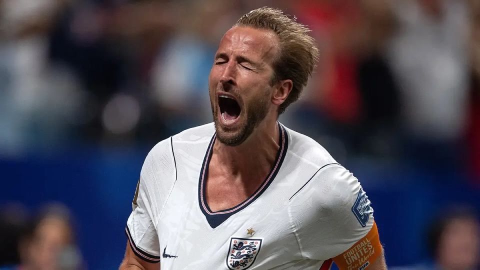 Harry Kane cứu tuyển Anh khỏi thảm họa ngay phút cuối. Ảnh: Getty Images.