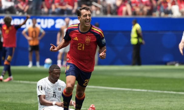 Ảnh bài viết Oyarzabal thăng hoa, Tây Ban Nha đánh bại Áo tiến vào vòng 16 đội World Cup
