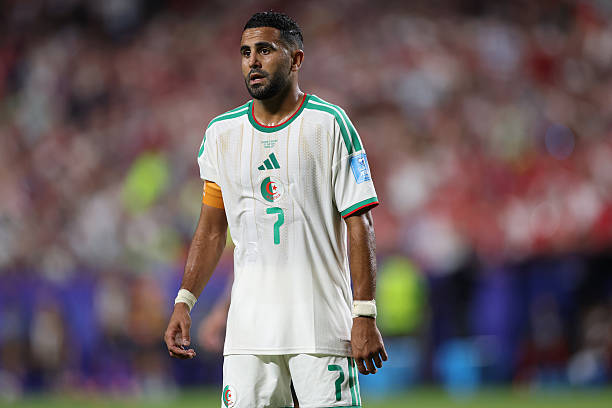 Ảnh bài viết Thụy Sĩ 2-0 Algeria: Mahrez rời sân khi Algeria bế tắc