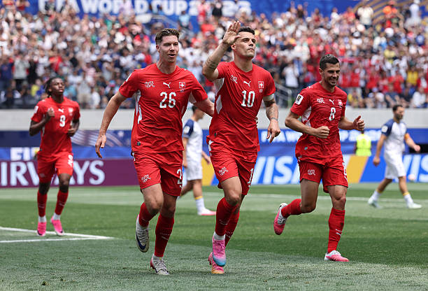 Ảnh bài viết Thụy Sĩ 2-0 Algeria: Xhaka cùng đồng đội ghi danh vào vòng 1/8 World Cup
