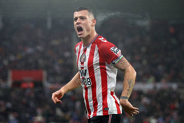 Bản thân Xhaka cũng không muốn rời Sunderland. Ảnh: Getty Images.