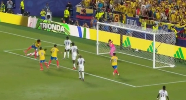 Ảnh bài viết Colombia 1-0 Ghana: Mojica thử tài thủ môn