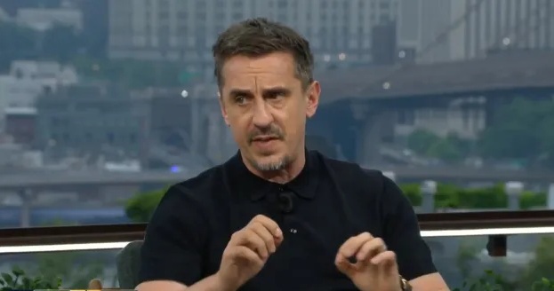 Ảnh bài viết Gary Neville ủng hộ Tuchel để Declan Rice đá hậu vệ phải