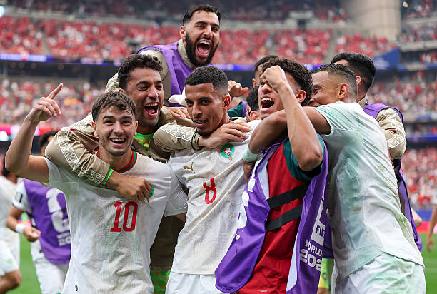 Cú đúp của Azzedine Ounahi và pha lập công của Soufiane Rahimi đã giúp Morocco hạ gục Canada 3-0. Ảnh: Getty Images.
