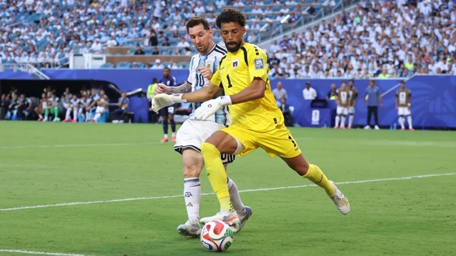 Vozinha đã có kỳ World Cup để đời. Ảnh: Getty.