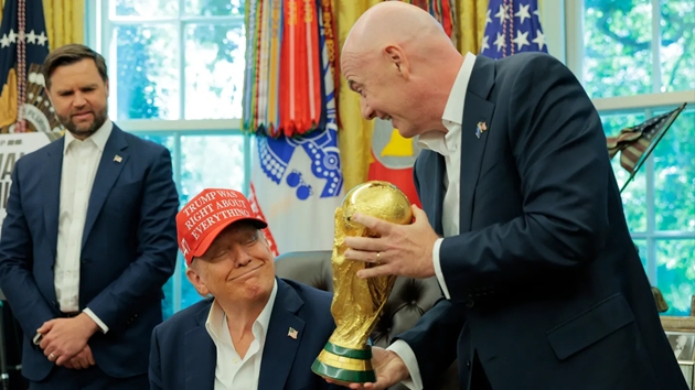FIFA bị tố thiên vị. (Ảnh: Getty Images)