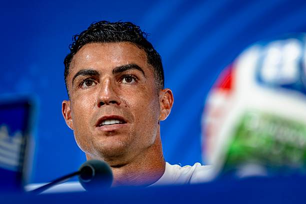 Ảnh bài viết Ronaldo lấy 3 bàn thắng đáp trả chỉ trích