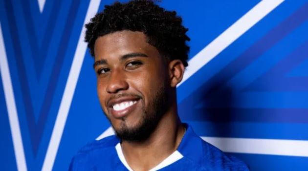 MU muốn Chelsea giảm giá Santos. Ảnh: Getty Images.