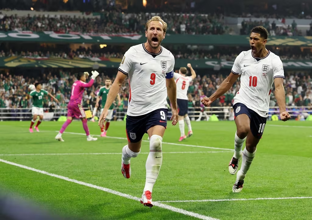 Harry Kane và Jude Bellingham tỏa sáng đưa Anh vào tứ kết World Cup 2026. Ảnh: FIFA.com.