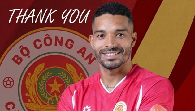 Ảnh bài viết CAHN chia tay tiền vệ Brazil Rogerio Alves