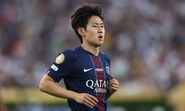 Ảnh bài viết Atletico Madrid tiến gần thỏa thuận chiêu mộ Lee Kang-in từ PSG